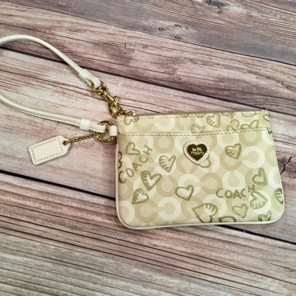 Coach Wristlet in Cream, White and Gold with Hearts - Picture 3 of 8